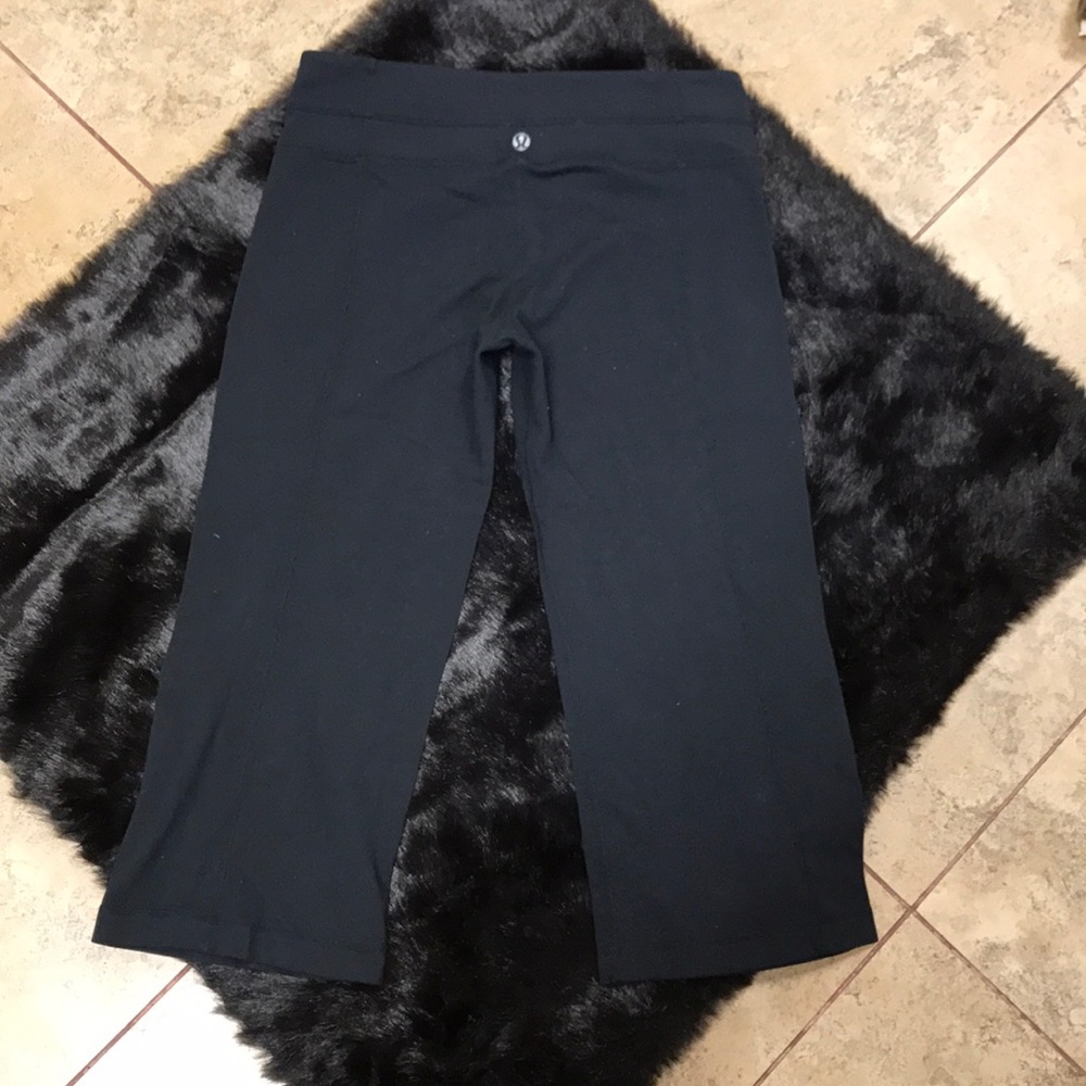 Women's Lululemon Reversible Wide Leg Pants Size 6
